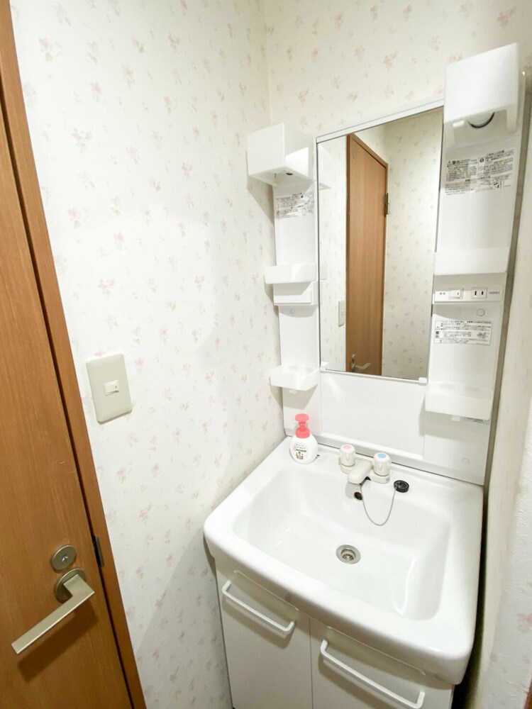OSAKA NIPPONBASHI FAMILY HOUSE 大阪