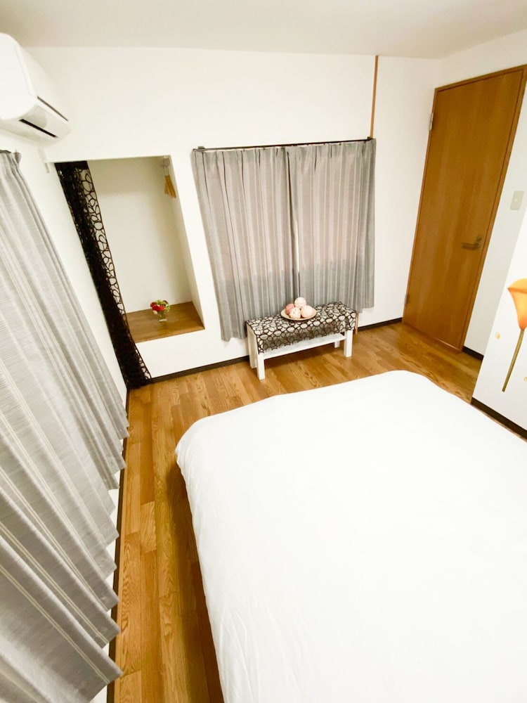 OSAKA NIPPONBASHI FAMILY HOUSE 大阪