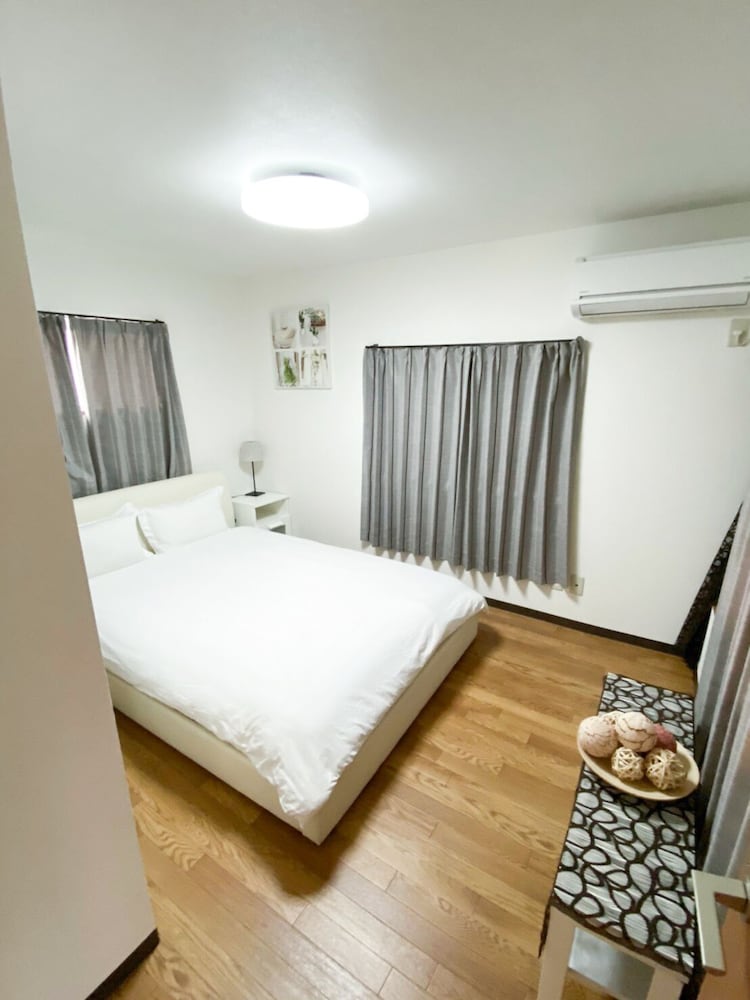 OSAKA NIPPONBASHI FAMILY HOUSE 大阪