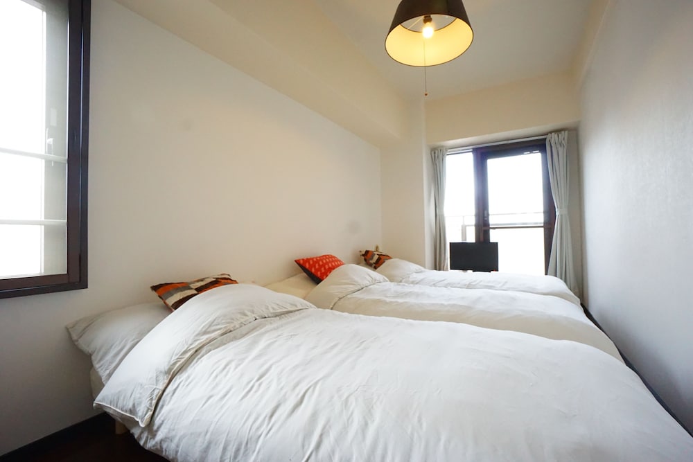 TERRY'S APARTMENT SHINSAIBASHI EAST I G11F 大阪