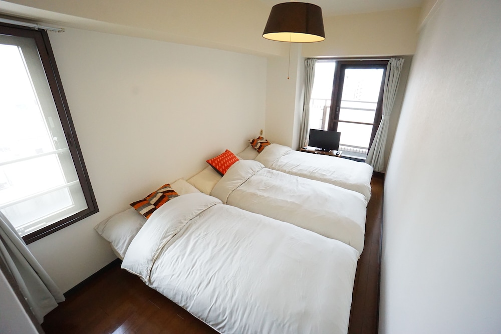 TERRY'S APARTMENT SHINSAIBASHI EAST I G11F 大阪