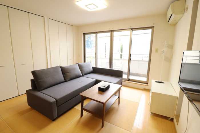 IDEAL NAMBA HOUSE 大阪