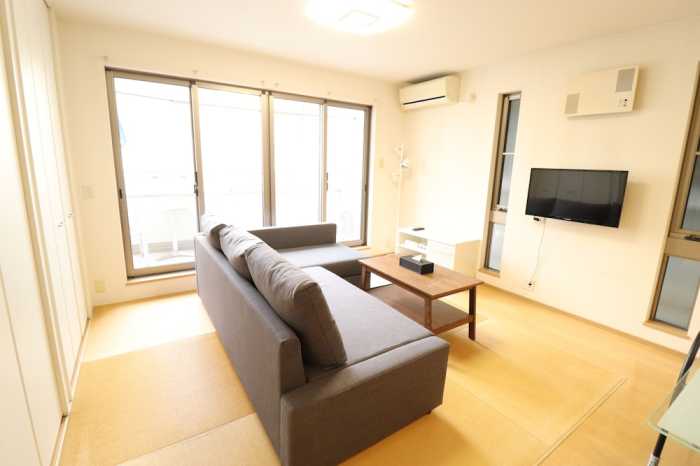 IDEAL NAMBA HOUSE 大阪