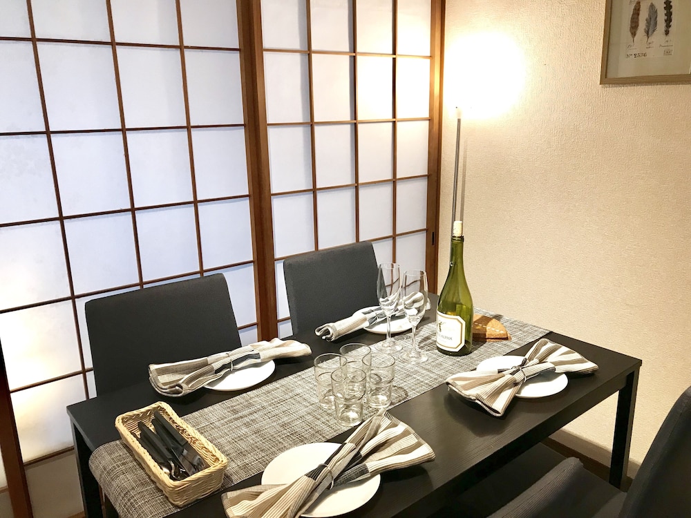 天下茶屋ハウス 大阪