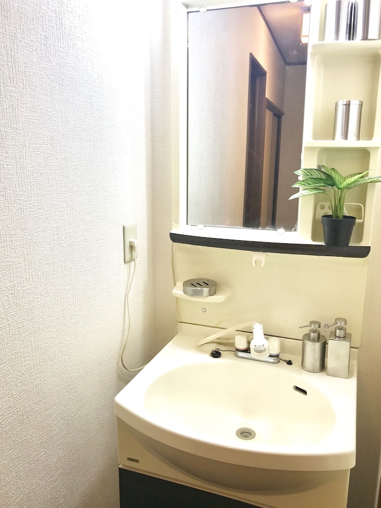 天下茶屋ハウス 大阪