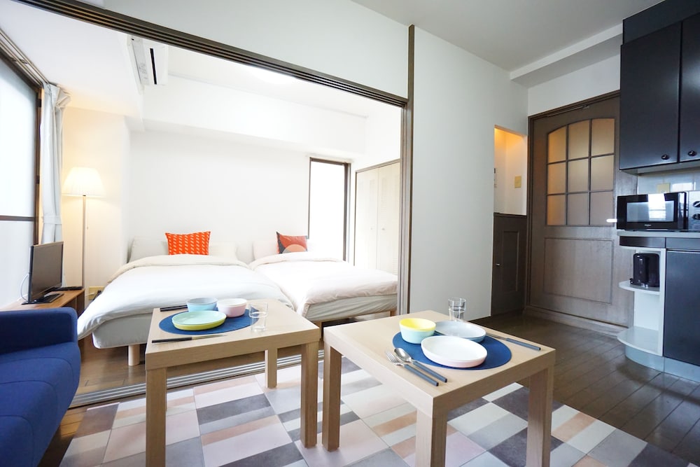 TERRY'S APARTMENT SHINSAIBASHI EAST I G13B 大阪