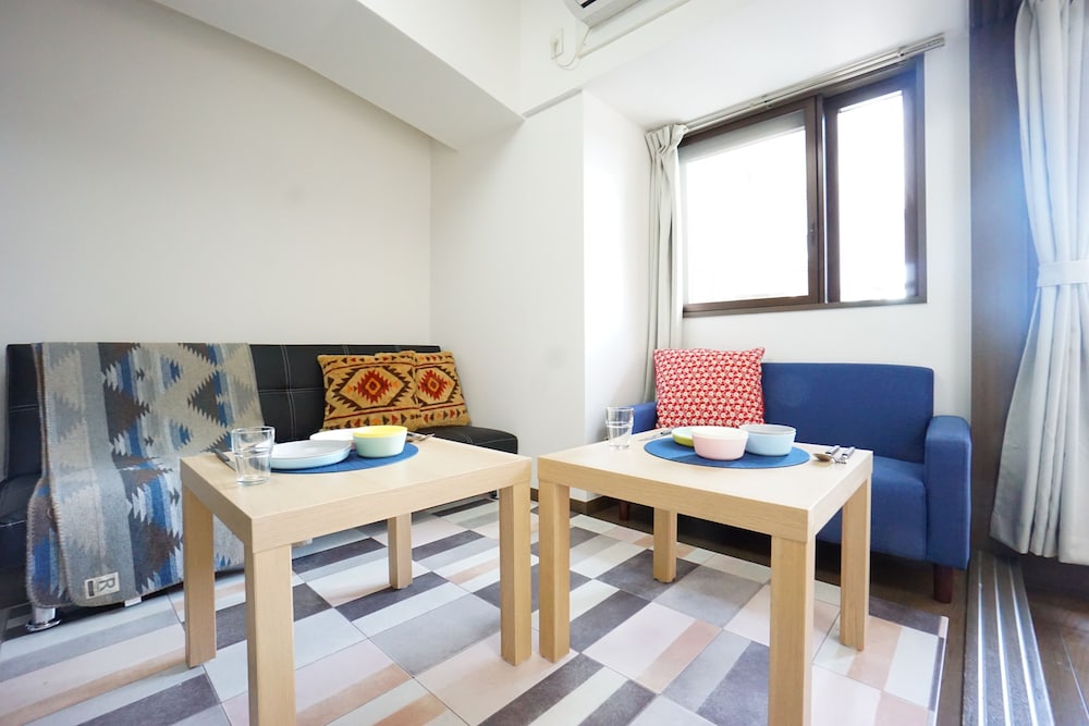 TERRY'S APARTMENT SHINSAIBASHI EAST I G13B 大阪