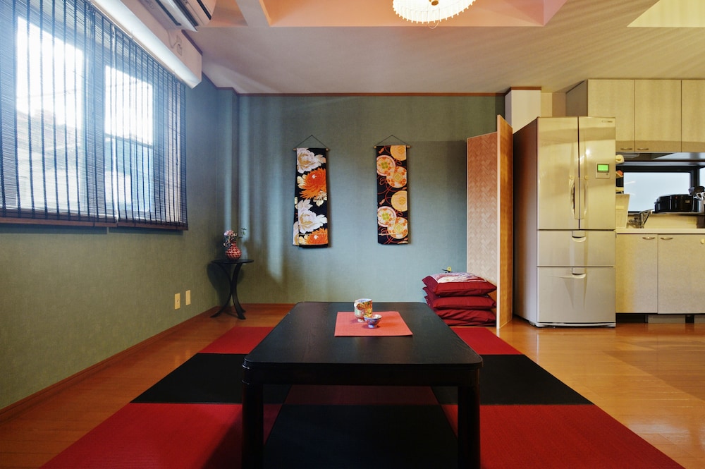 ACE NAMBA MINAMI 2 大阪