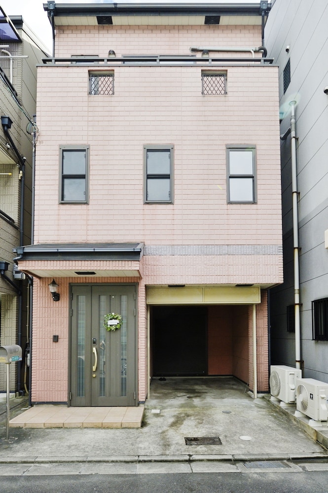ACE NAMBA MINAMI 2 大阪