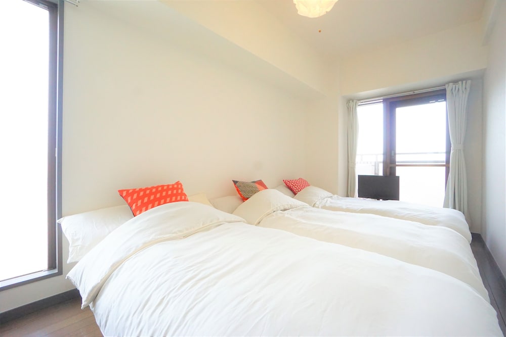 TERRY'S APARTMENT SHINSAIBASHI EAST I G12F 大阪