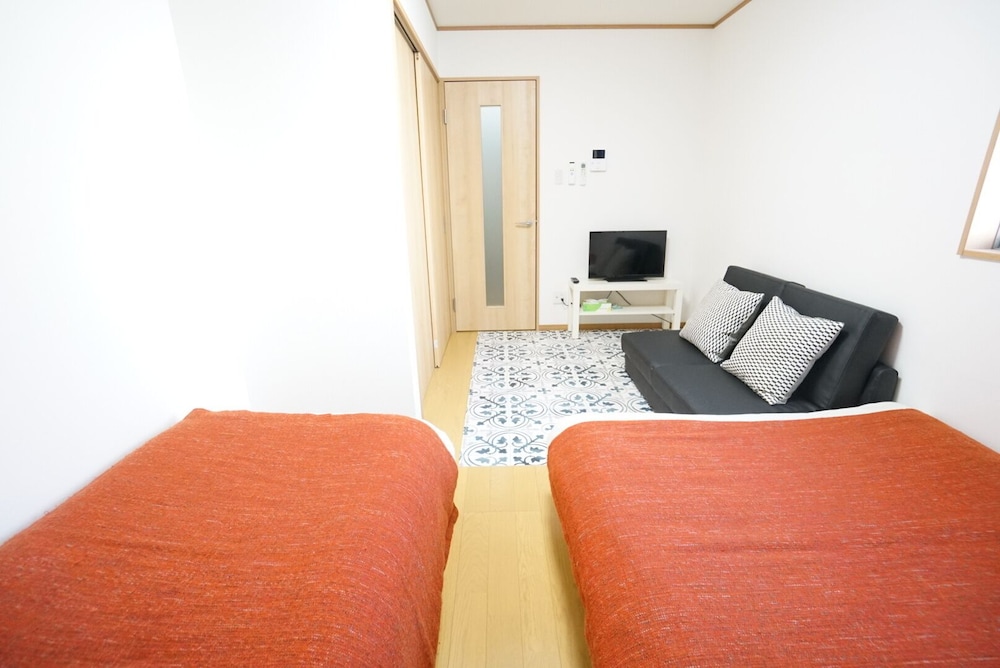 TERRY'S APARTMENT NAMBA SOUTH V C01A 大阪