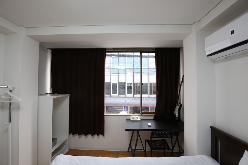 SHINSAIBASHI QILV APARTMENTS 大阪