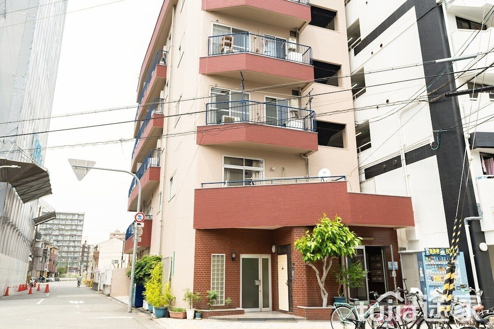 NAMBA SUNNY AND COMFORTABLE APARTMENT 大阪