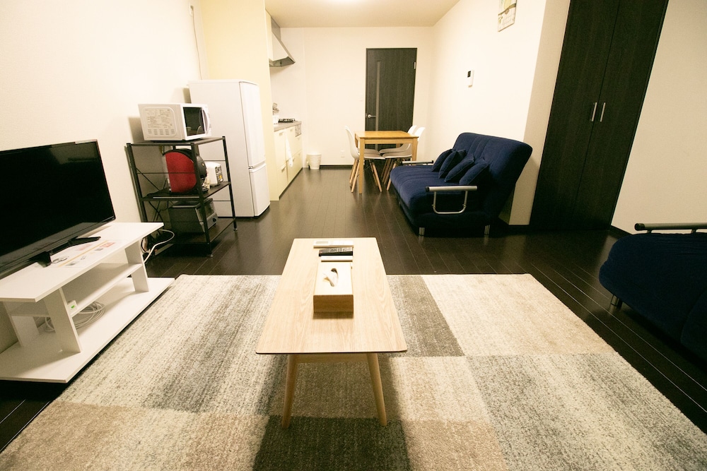 SAKURAGAWA NO NAKATSU HOUSE 大阪