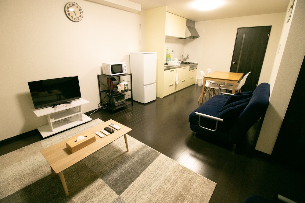 SAKURAGAWA NO NAKATSU HOUSE 大阪