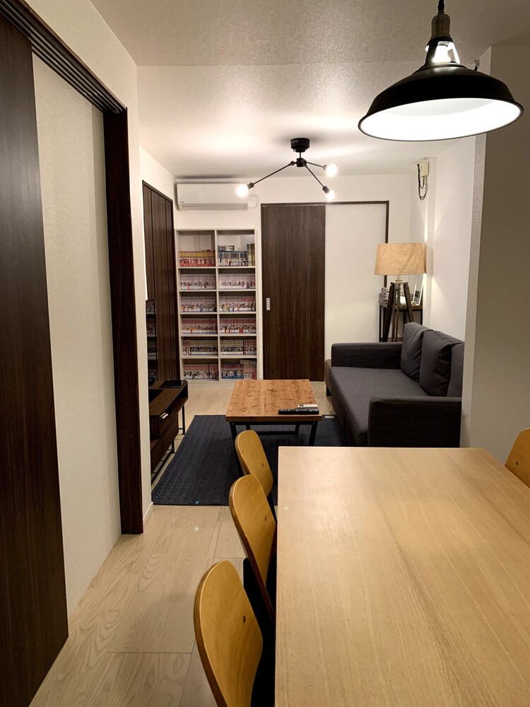 TY HOUSE SHIN-OSAKA 大阪