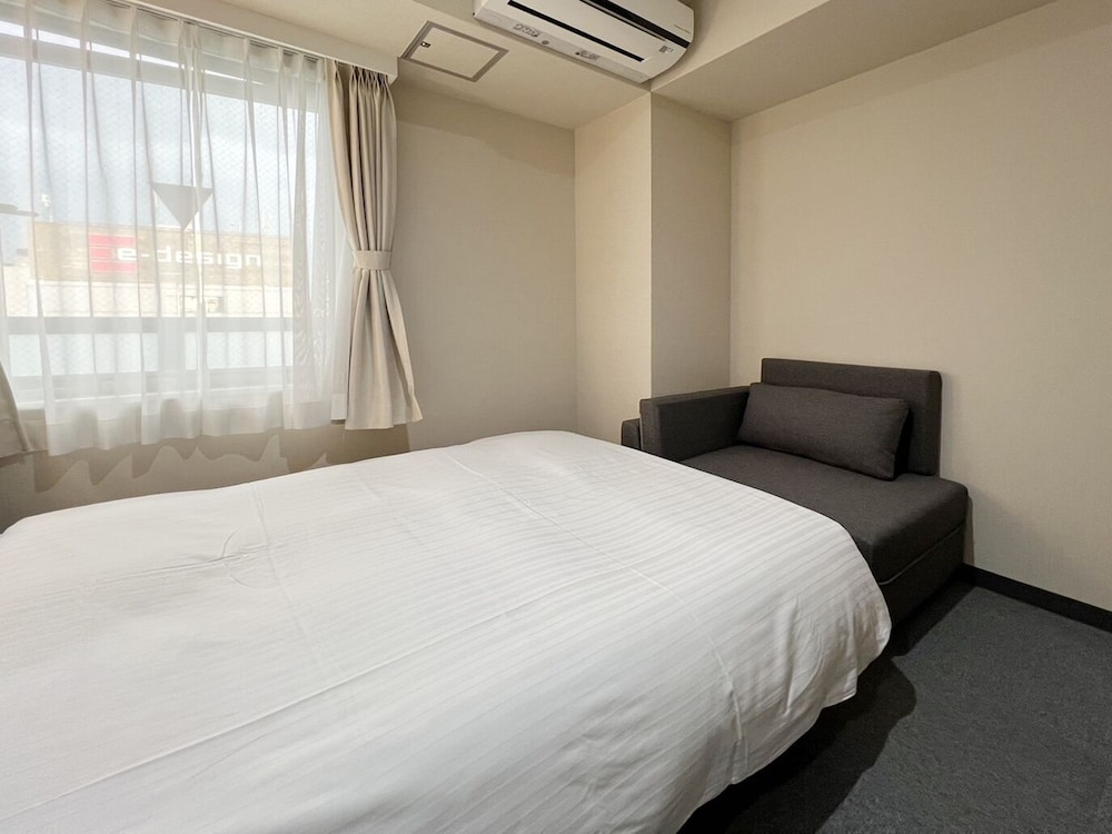 CHECK INN 大阪新今宮 大阪