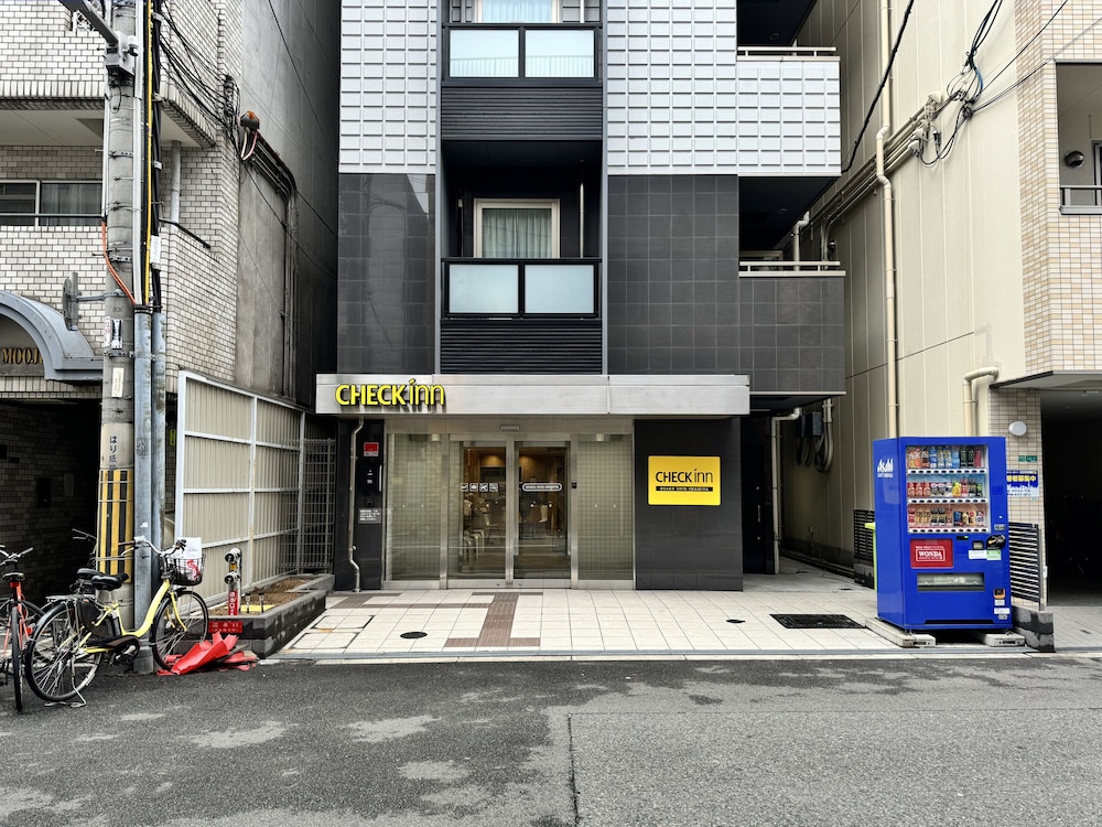 CHECK INN 大阪新今宮 大阪