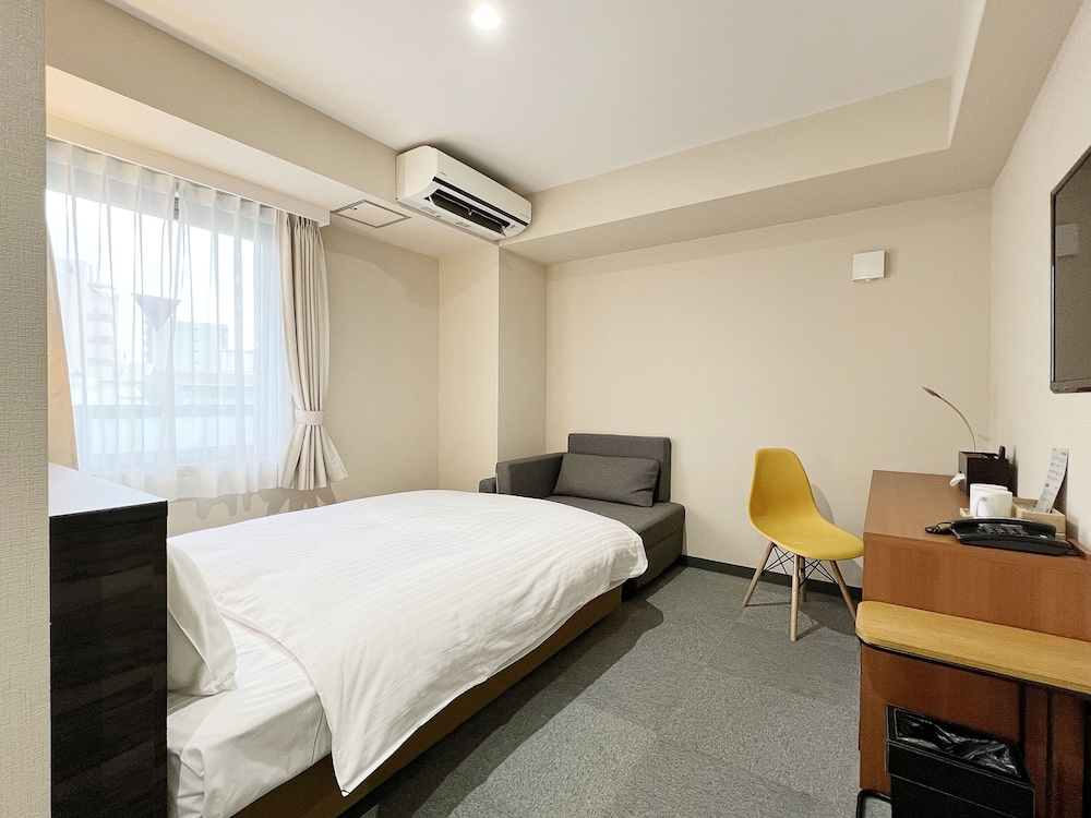 CHECK INN 大阪新今宮 大阪