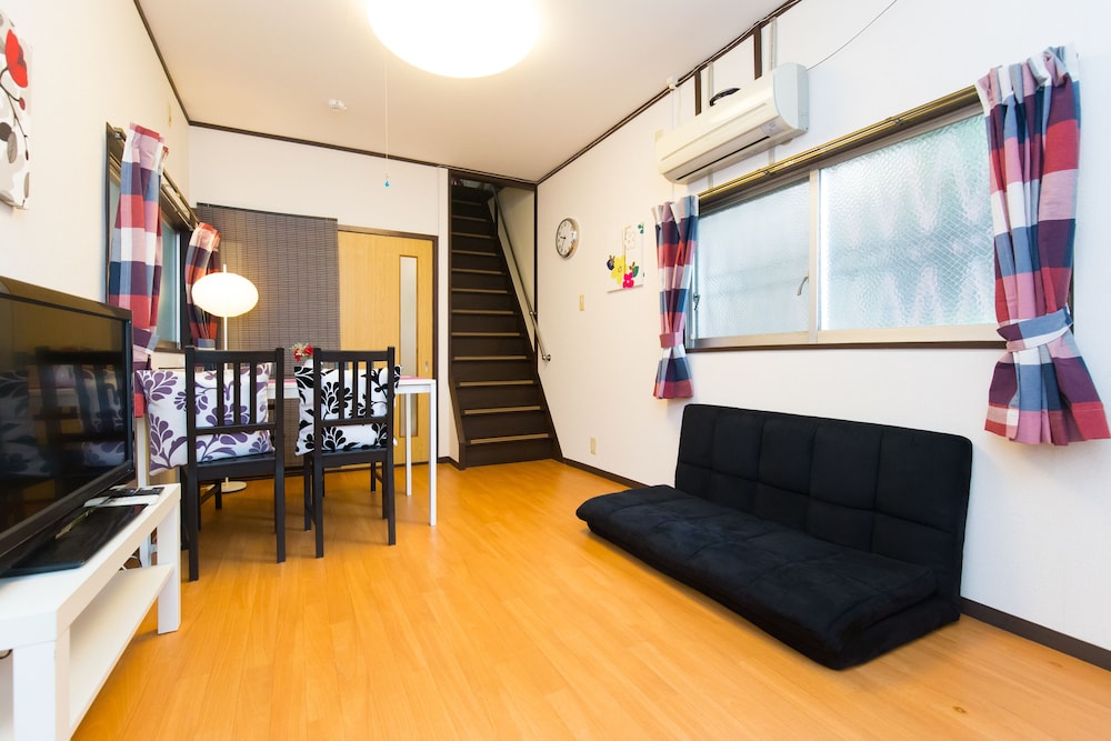 URBAN HOUSE SHIN-OSAKA NORTH 大阪