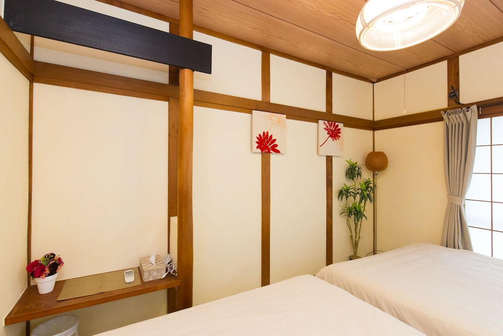 URBAN HOUSE SHIN-OSAKA NORTH 大阪