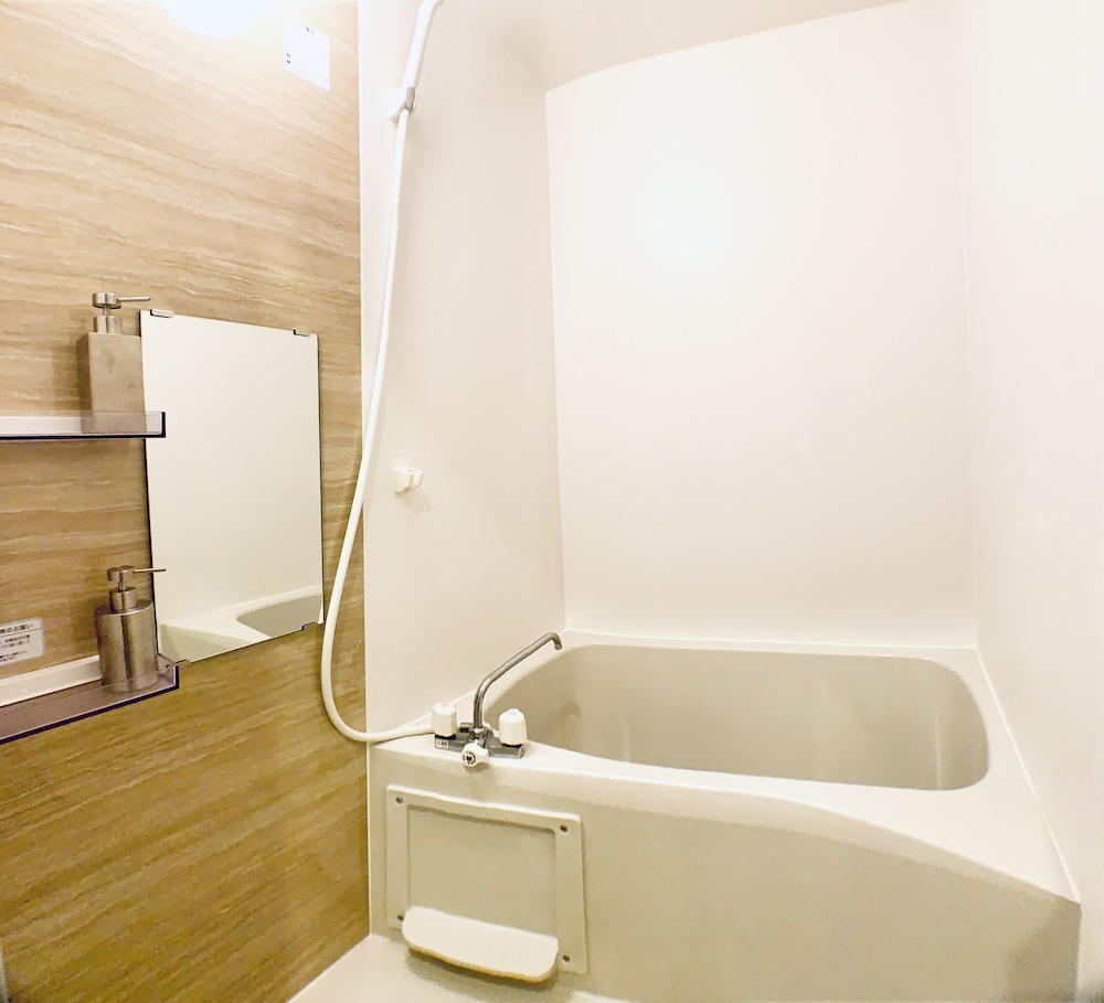 HANAZONOMINAMI APARTMENT 202 大阪