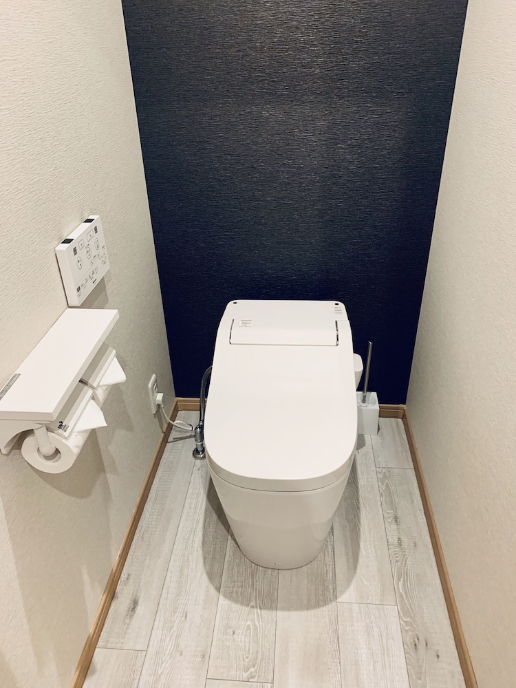 HANAZONOMINAMI APARTMENT 202 大阪