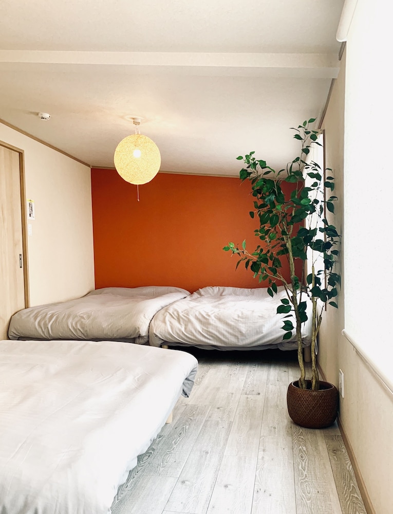 HANAZONOMINAMI APARTMENT 202 大阪