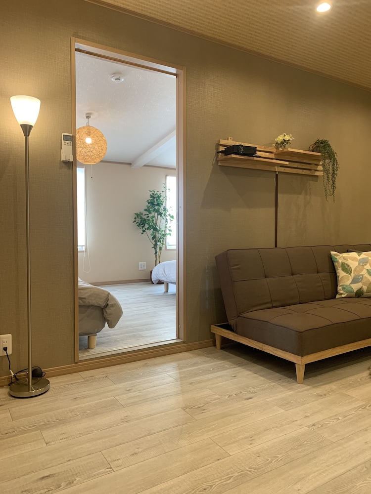 HANAZONOMINAMI APARTMENT 202 大阪