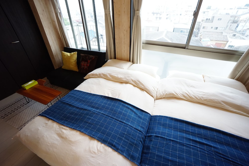 TERRY'S APARTMENT NAMBA SOUTH VI AD04A 大阪