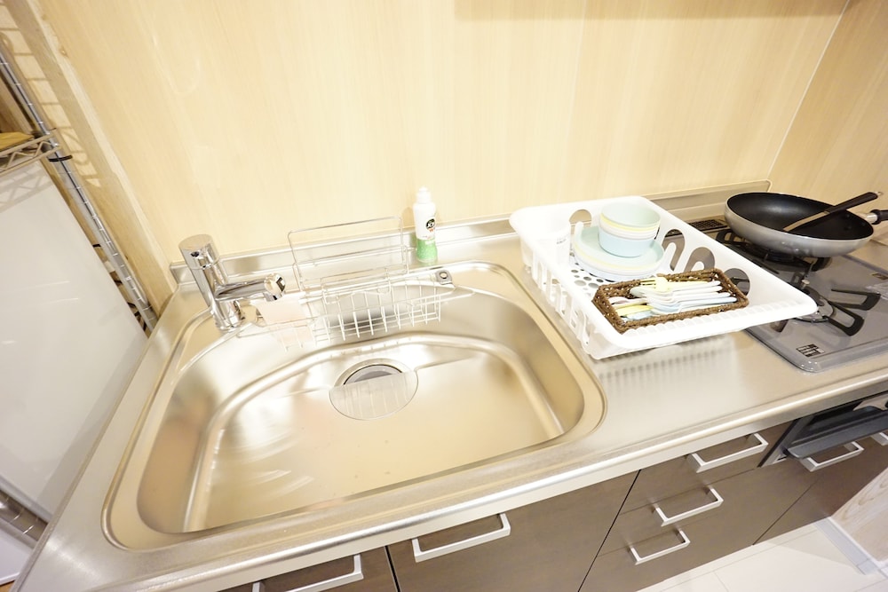 TERRY'S APARTMENT NAMBA SOUTH VI AD04A 大阪