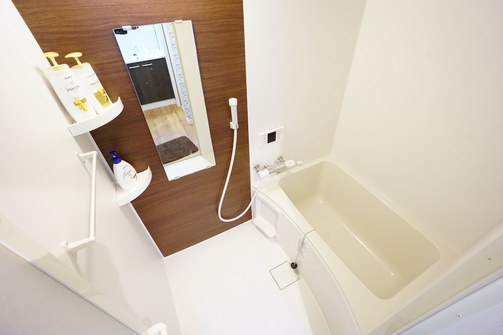 TERRY'S APARTMENT NAMBA SOUTH VI AD04A 大阪