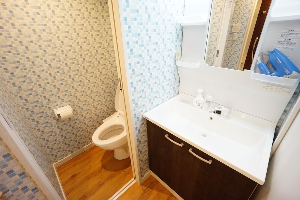 TERRY'S APARTMENT NAMBA SOUTH VI AD04A 大阪