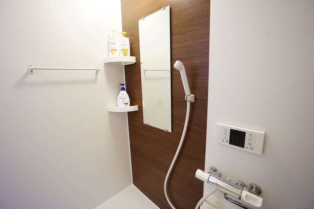 TERRY'S APARTMENT NAMBA SOUTH VI AD04A 大阪
