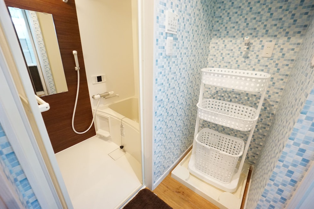 TERRY'S APARTMENT NAMBA SOUTH VI AD04A 大阪