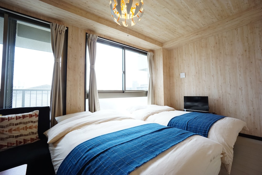 TERRY'S APARTMENT NAMBA SOUTH VI AD04A 大阪