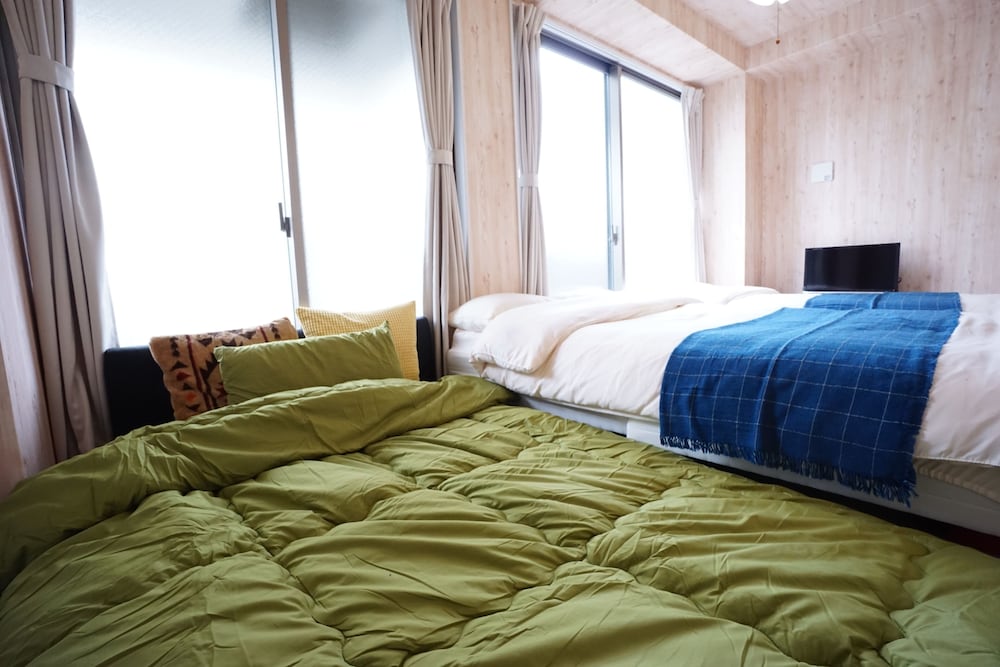 TERRY'S APARTMENT NAMBA SOUTH VI AD04A 大阪