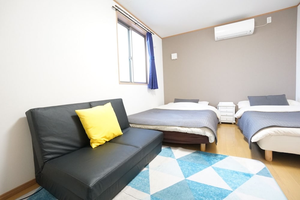 TERRY'S APARTMENT NAMBA SOUTH V C02A 大阪