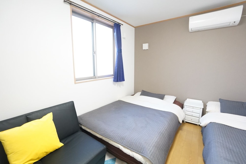 TERRY'S APARTMENT NAMBA SOUTH V C02A 大阪