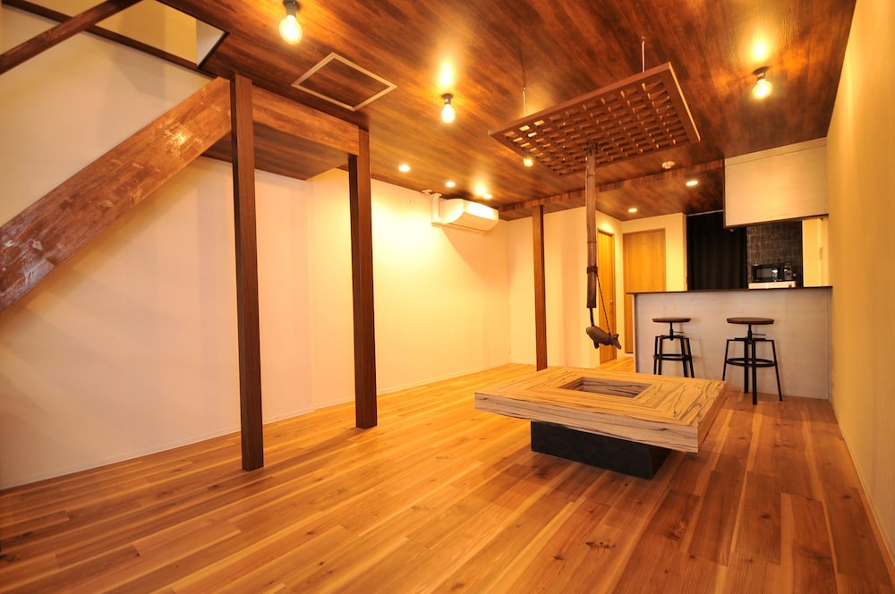 CONDOMINIUM HOUSE IN OSAKA SHIN-FUKAE 大阪