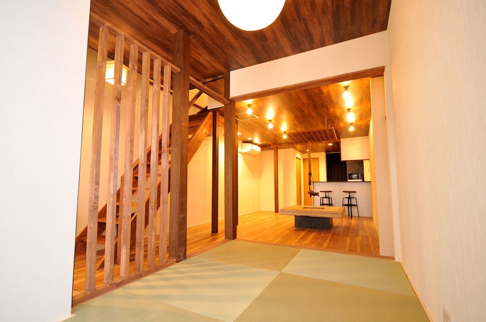 CONDOMINIUM HOUSE IN OSAKA SHIN-FUKAE 大阪