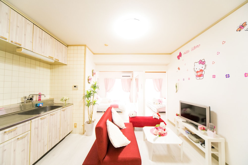 NAMBA DAIKOKUCHO WEST 402 大阪