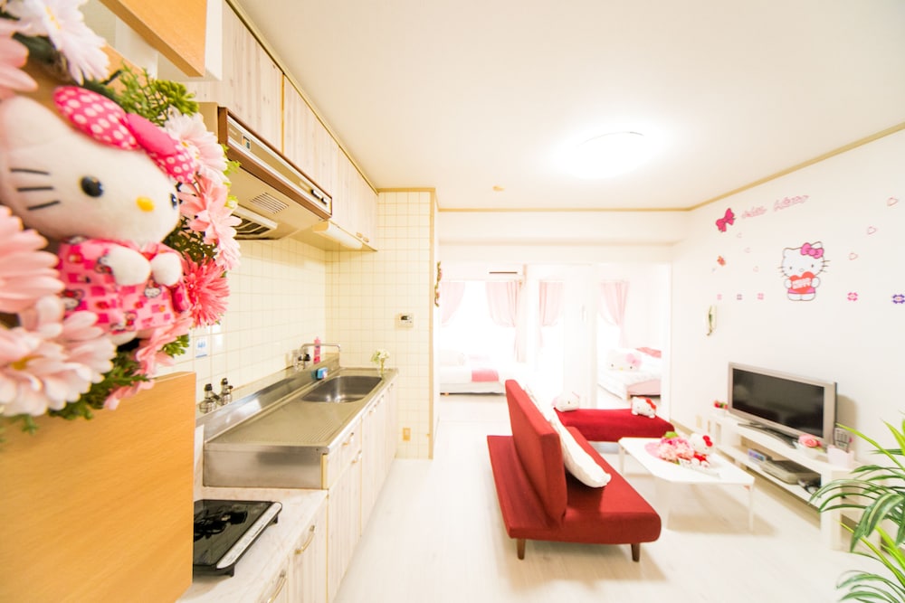 NAMBA DAIKOKUCHO WEST 402 大阪