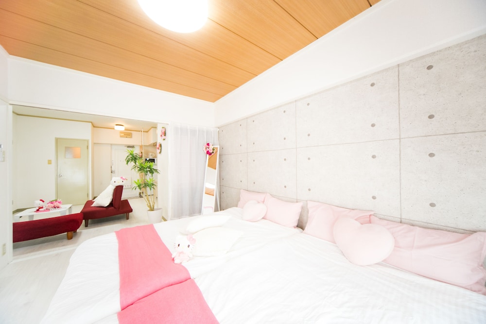 NAMBA DAIKOKUCHO WEST 402 大阪