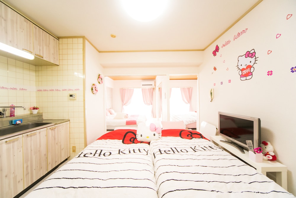 NAMBA DAIKOKUCHO WEST 402 大阪