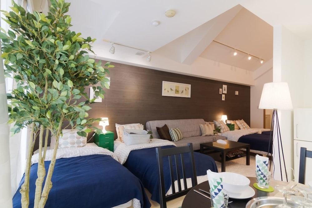 NID NAMBA AT RESIDENCE EAST 大阪
