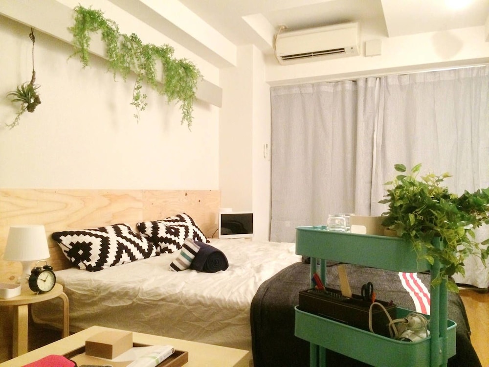 NID NAMBA AT RESIDENCE EAST 大阪