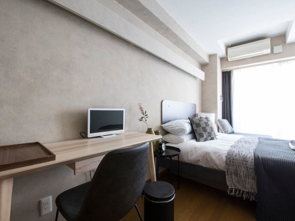 NID NAMBA AT RESIDENCE EAST 大阪