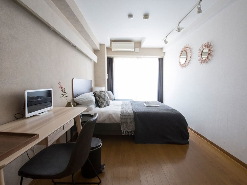 NID NAMBA AT RESIDENCE EAST 大阪