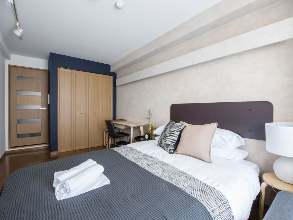 NID NAMBA AT RESIDENCE EAST 大阪